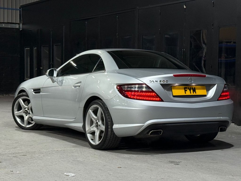 Used Mercedes-Benz SLK 2012 for sale - 76605018: Photo 5