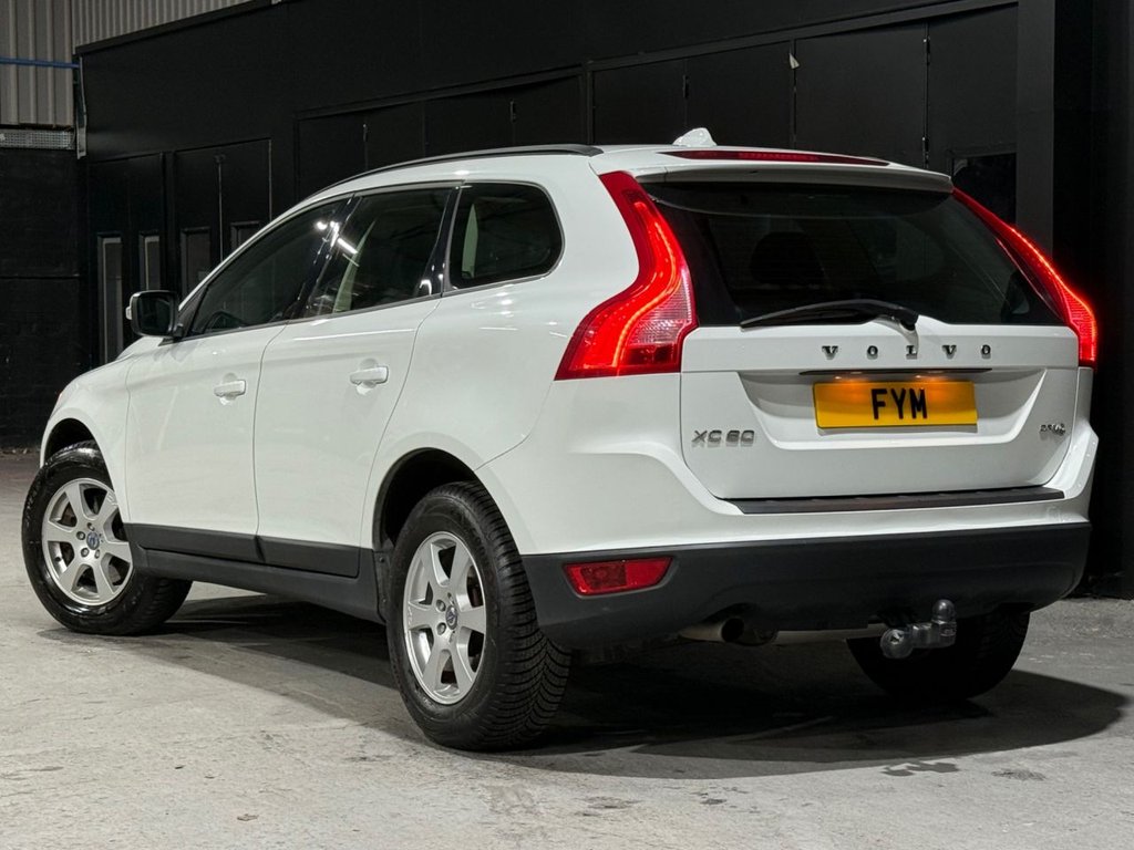 Used Volvo XC60 2011 for sale - 76740709: Photo 4