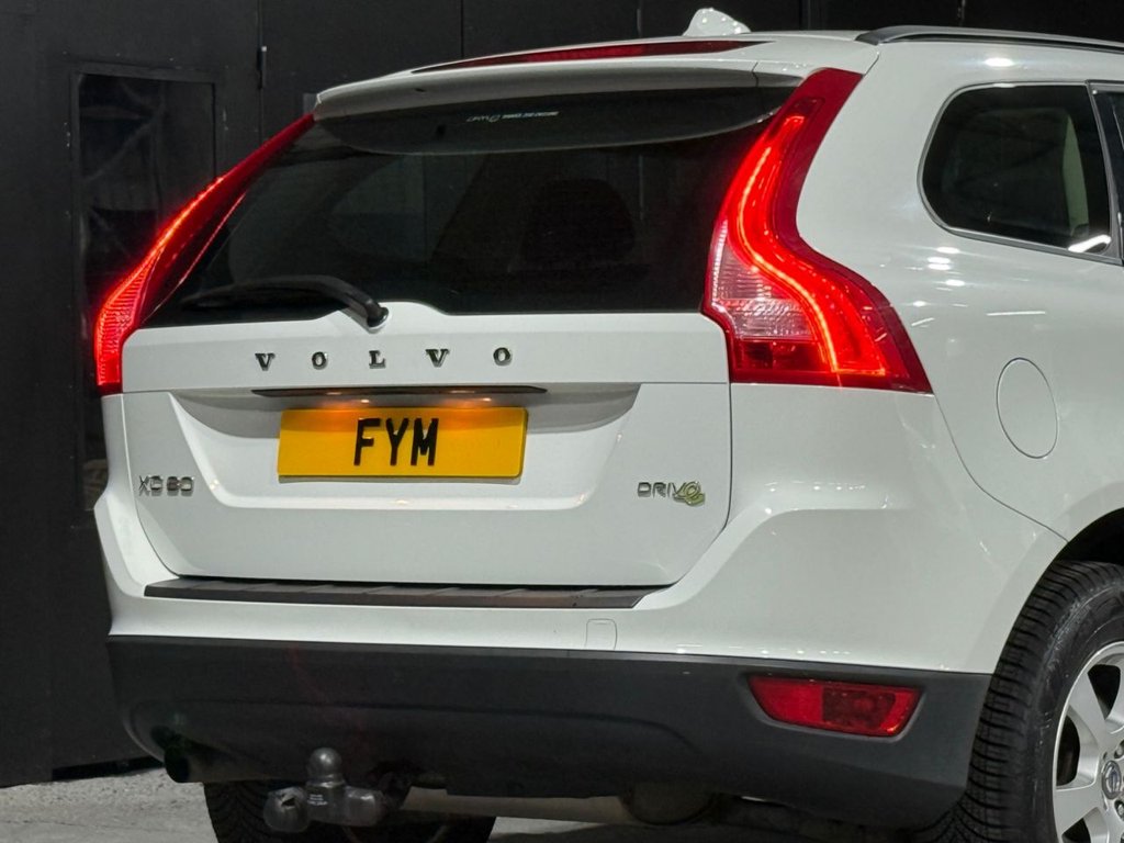 Used Volvo XC60 2011 for sale - 76740709: Photo 42