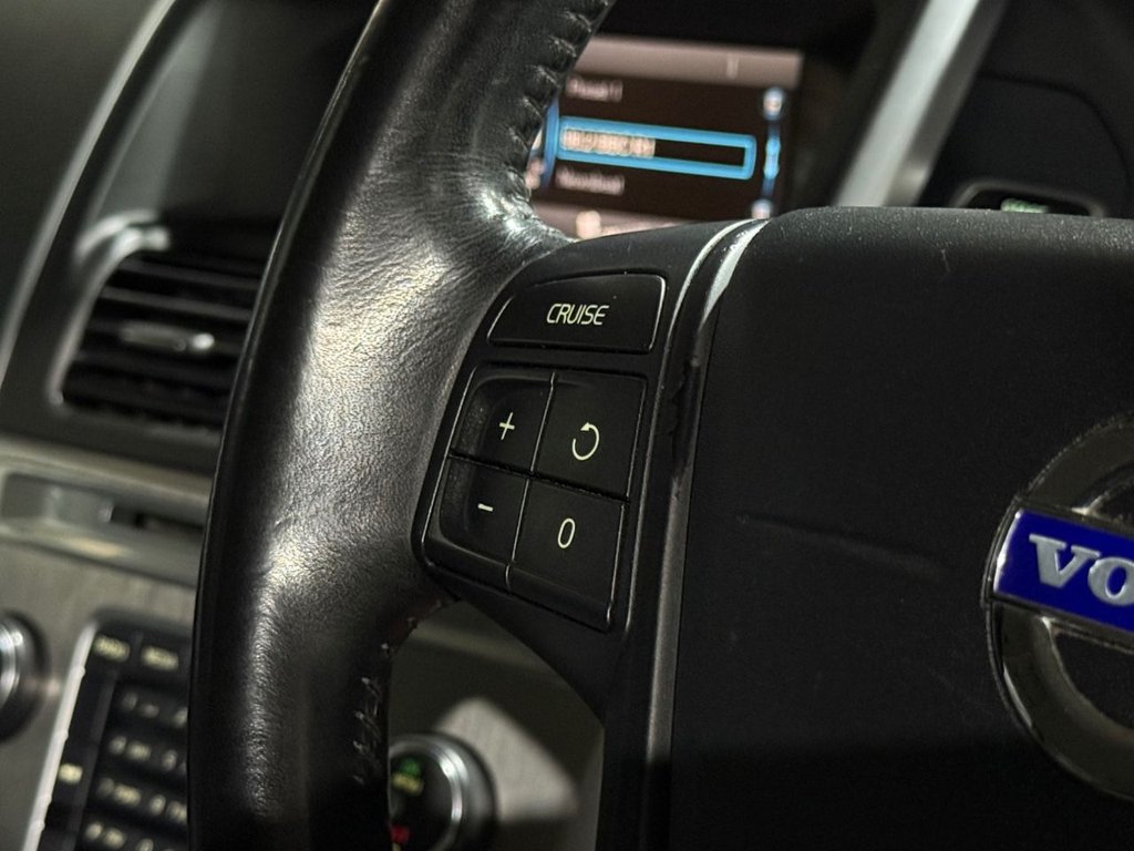 Used Volvo XC60 2011 for sale - 76740709: Photo 48