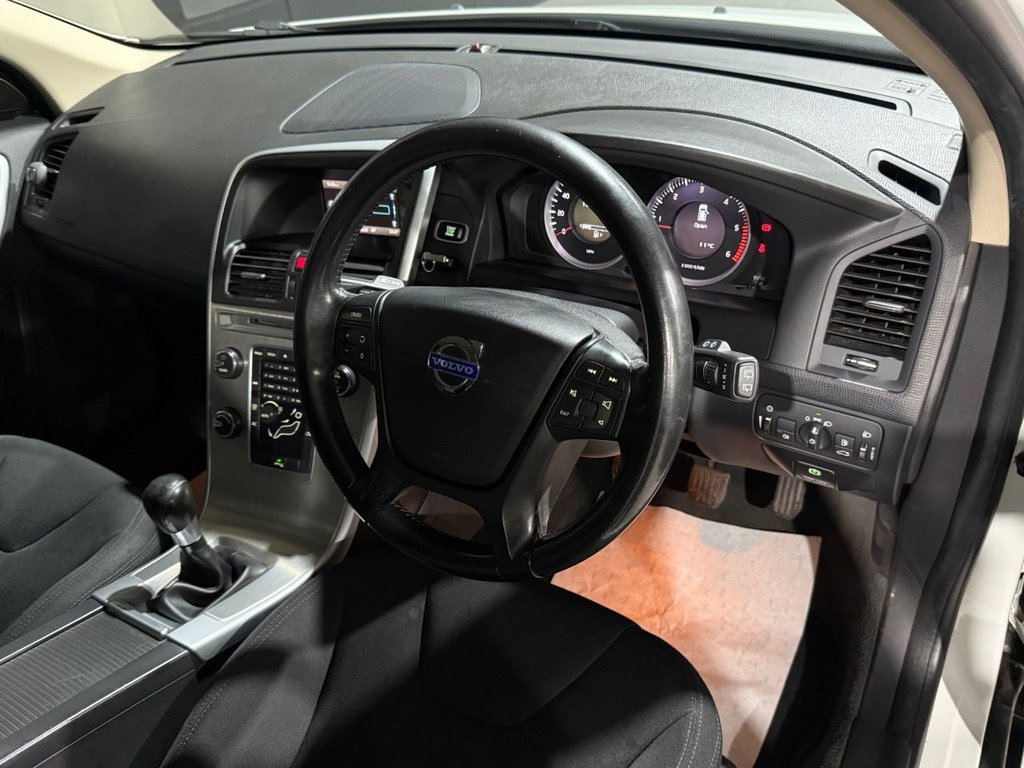 Used Volvo XC60 2011 for sale - 76740709: Photo 49