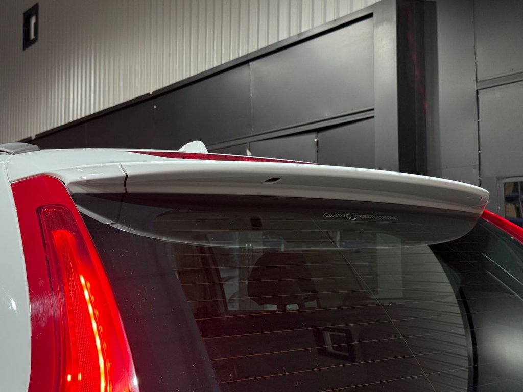 Used Volvo XC60 2011 for sale - 76740709: Photo 50