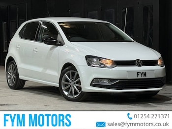 Used Volkswagen Polo 2015 for sale - 78141817: Photo