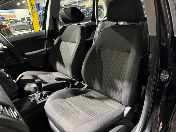 Used Volkswagen Polo 2006 for sale - 74204134: Photo 18