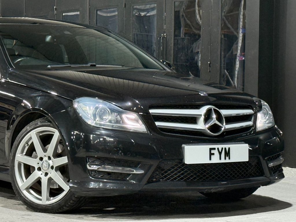 Used Mercedes-Benz C Class 2014 for sale - 76617617: Photo 34
