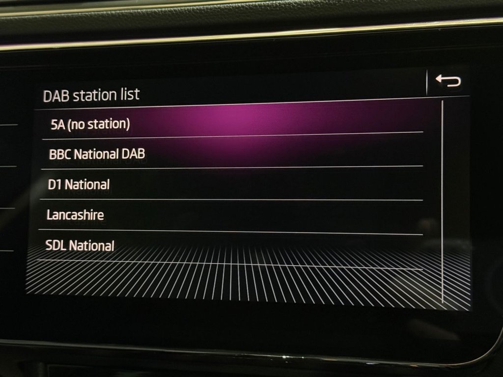 Used Skoda Superb 2017 for sale - 77734768: Photo 46