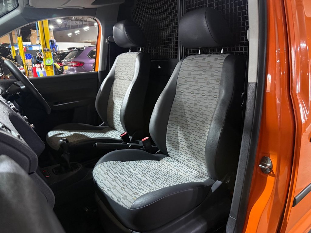 Used Volkswagen Caddy 2012 for sale - 77952391: Photo 12