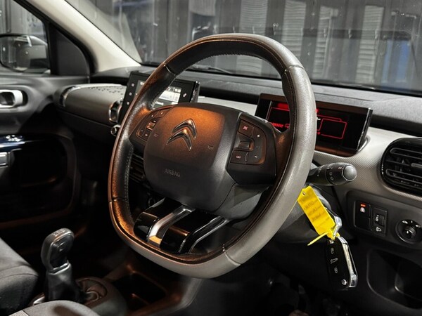 Used Citroen C4 Cactus 2015 for sale - 76256511: Photo 10