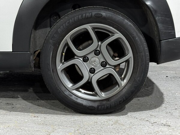 Used Citroen C4 Cactus 2015 for sale - 76256511: Photo 25