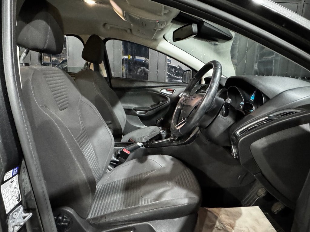 Used Ford Focus 2017 for sale - 76454726: Photo 11