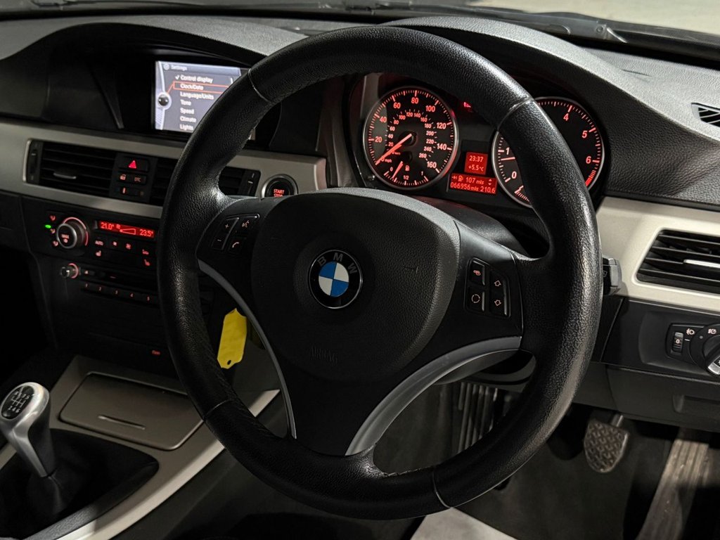 Used BMW 3 Series 2010 for sale - 77952602: Photo 10