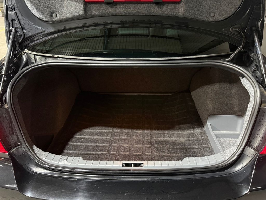 Used BMW 3 Series 2010 for sale - 77952602: Photo 39