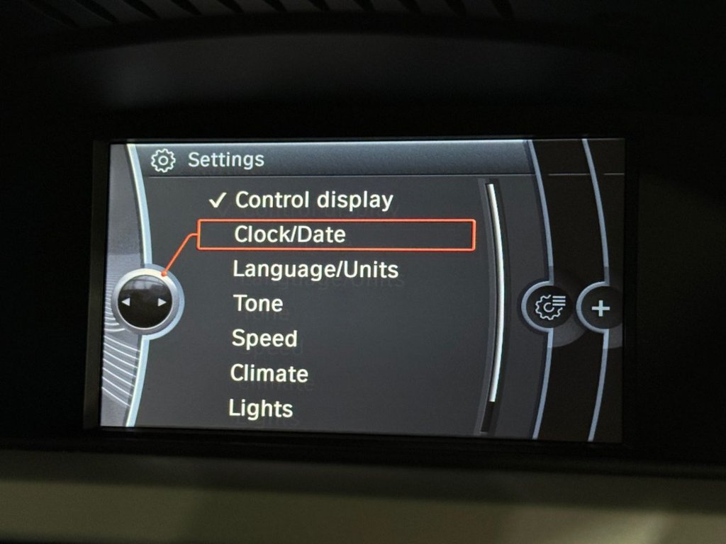 Used BMW 3 Series 2010 for sale - 77952602: Photo 43