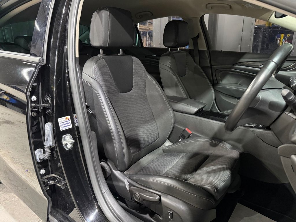 Used Vauxhall Insignia 2018 for sale - 78097232: Photo 11