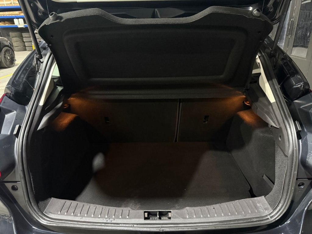Used Ford Focus 2012 for sale - 76185678: Photo 37