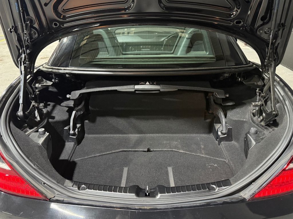 Used Mercedes-Benz SLK 2013 for sale - 76203474: Photo 10
