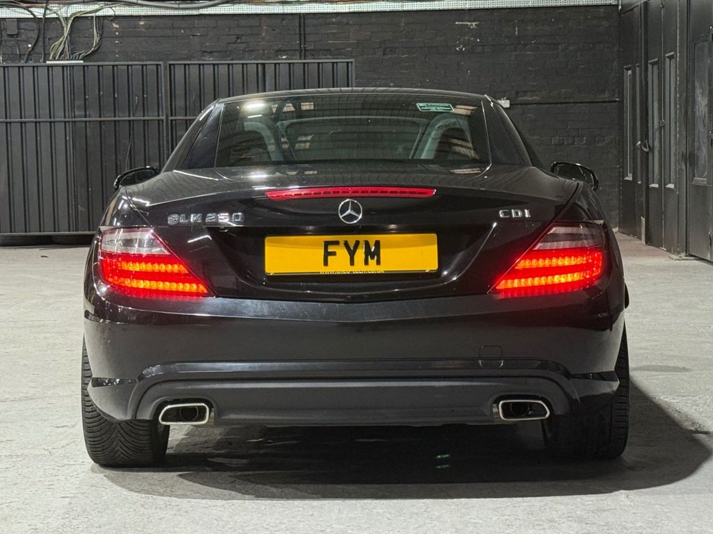 Used Mercedes-Benz SLK 2013 for sale - 76203474: Photo 2