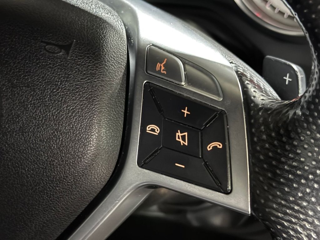 Used Mercedes-Benz SLK 2013 for sale - 76203474: Photo 46