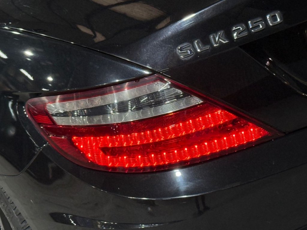 Used Mercedes-Benz SLK 2013 for sale - 76203474: Photo 5