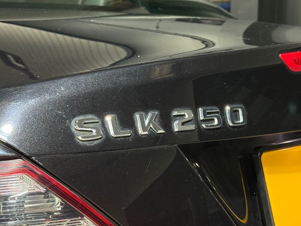 Used Mercedes-Benz SLK 2013 for sale - 76203474: Photo 7