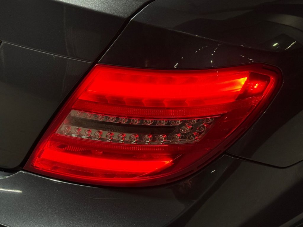 Used Mercedes-Benz C Class 2012 for sale - 77692604: Photo 32