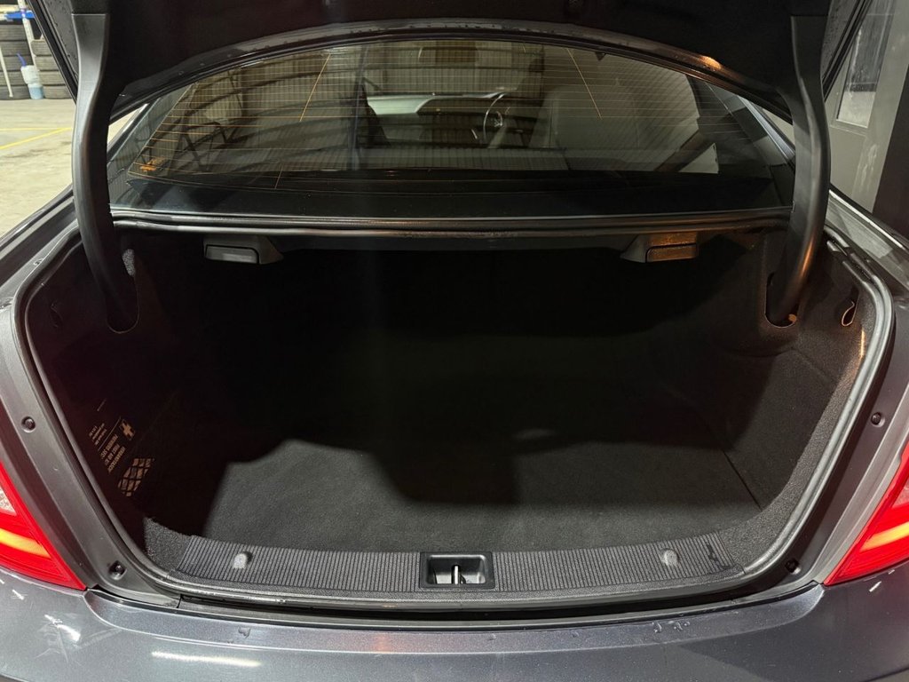 Used Mercedes-Benz C Class 2012 for sale - 77692604: Photo 35