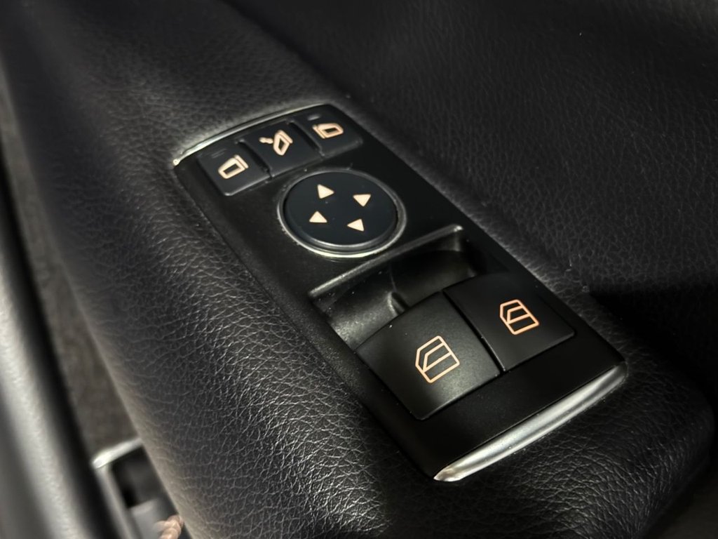 Used Mercedes-Benz C Class 2012 for sale - 77692604: Photo 39