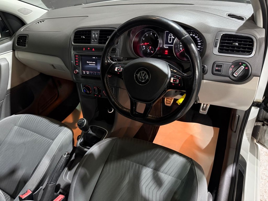 Used Volkswagen Polo 2015 for sale - 78096821: Photo 14