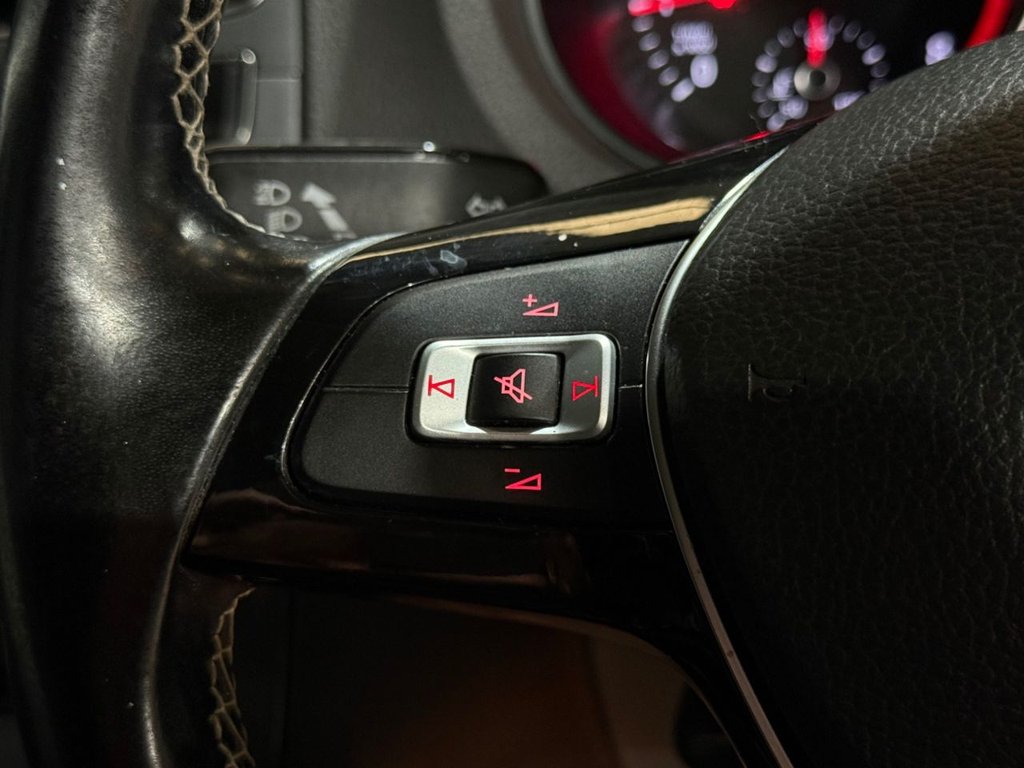 Used Volkswagen Polo 2015 for sale - 78096821: Photo 17