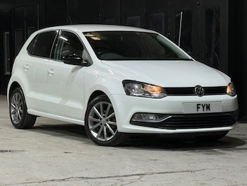 Used Volkswagen Polo 2015 for sale - 78096821: Photo