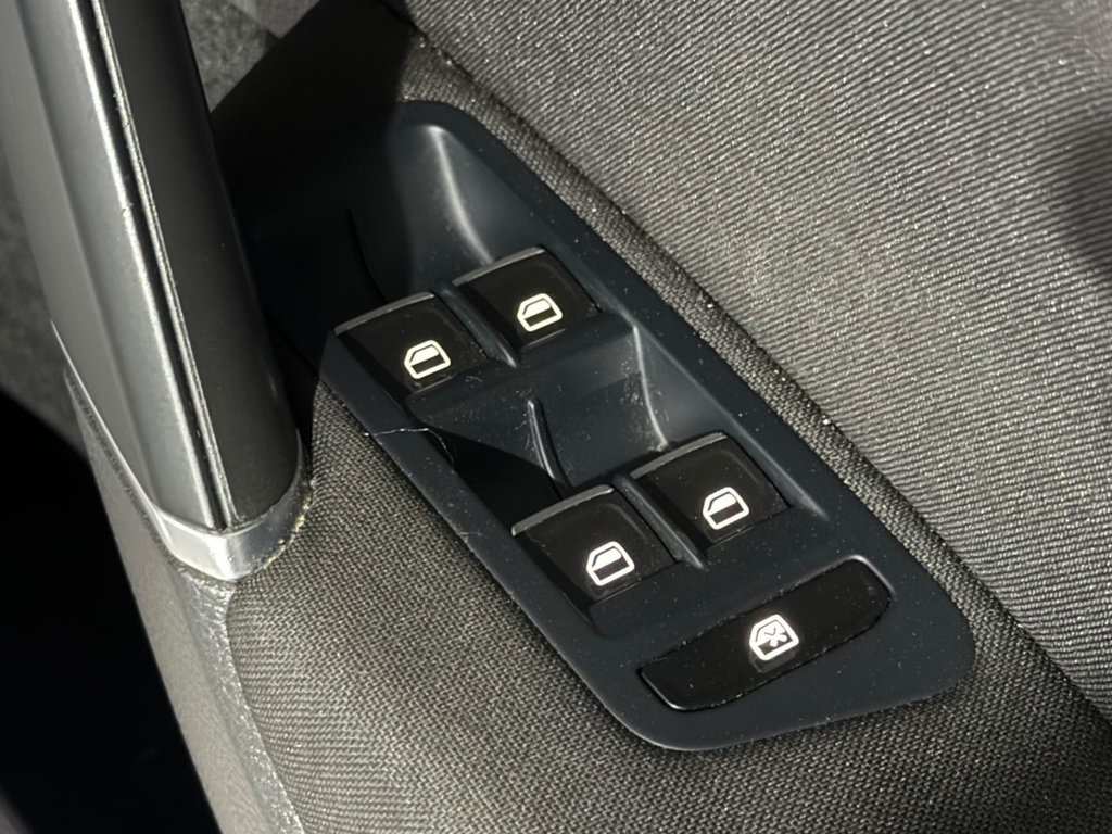 Used Volkswagen Golf 2016 for sale - 78102740: Photo 45