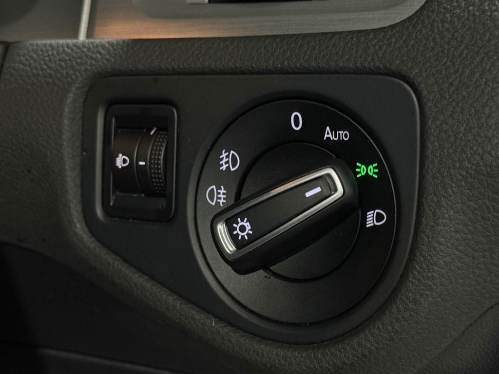 Used Volkswagen Golf 2016 for sale - 78102740: Photo 50