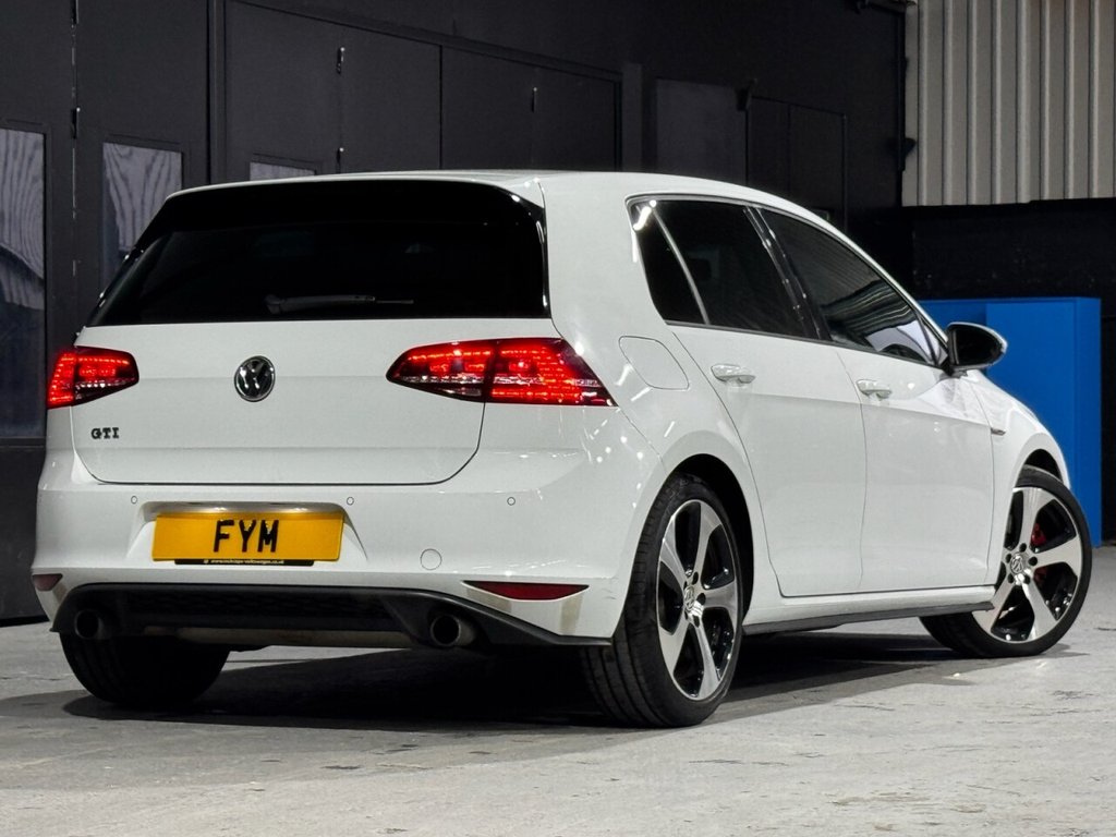 Used Volkswagen Golf 2014 for sale - 76454682: Photo 16