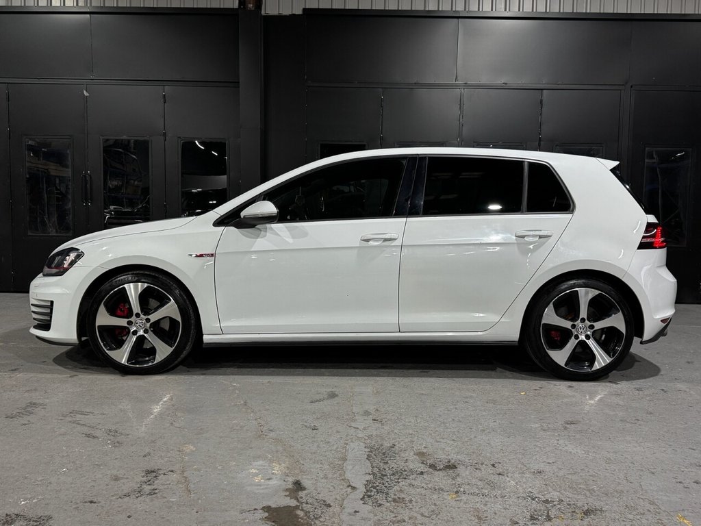 Used Volkswagen Golf 2014 for sale - 76454682: Photo 24