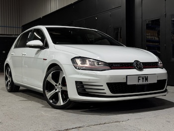 Used Volkswagen Golf 2014 for sale - 76454682: Photo