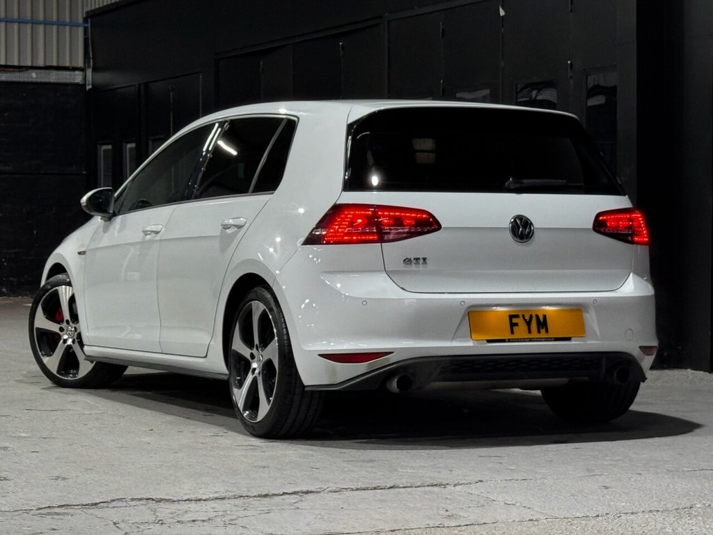 Used Volkswagen Golf 2014 for sale - 76454682: Photo 5