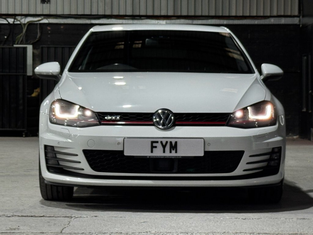 Used Volkswagen Golf 2014 for sale - 76454682: Photo 7