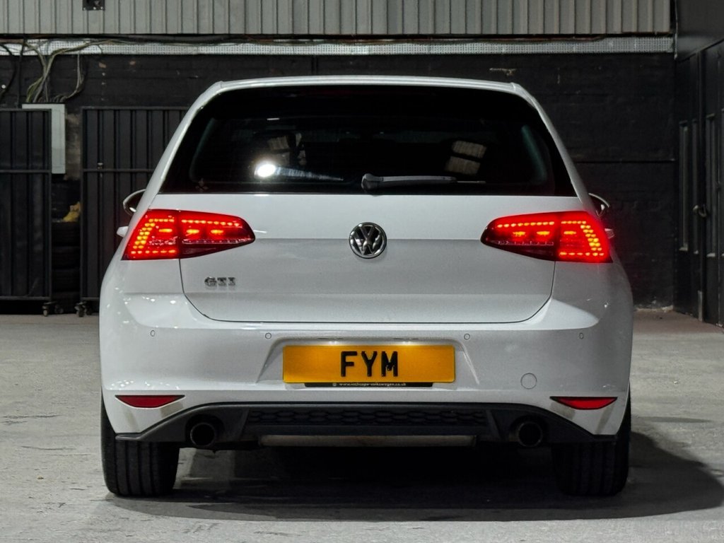 Used Volkswagen Golf 2014 for sale - 76454682: Photo 8