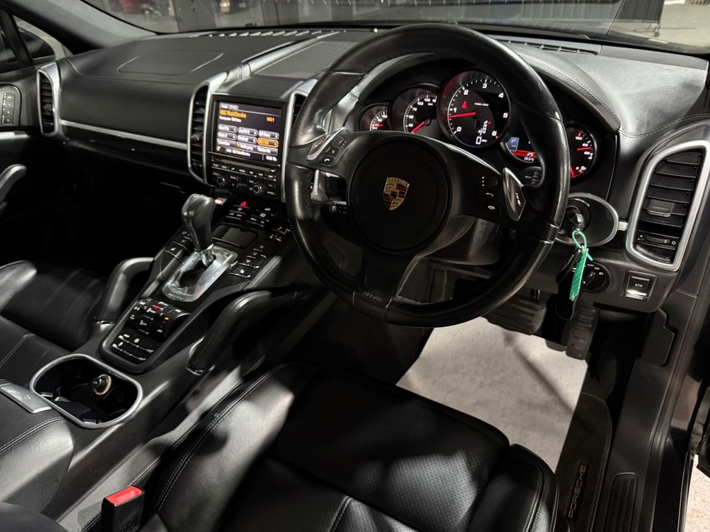 Used Porsche Cayenne 2013 for sale - 77952710: Photo 10