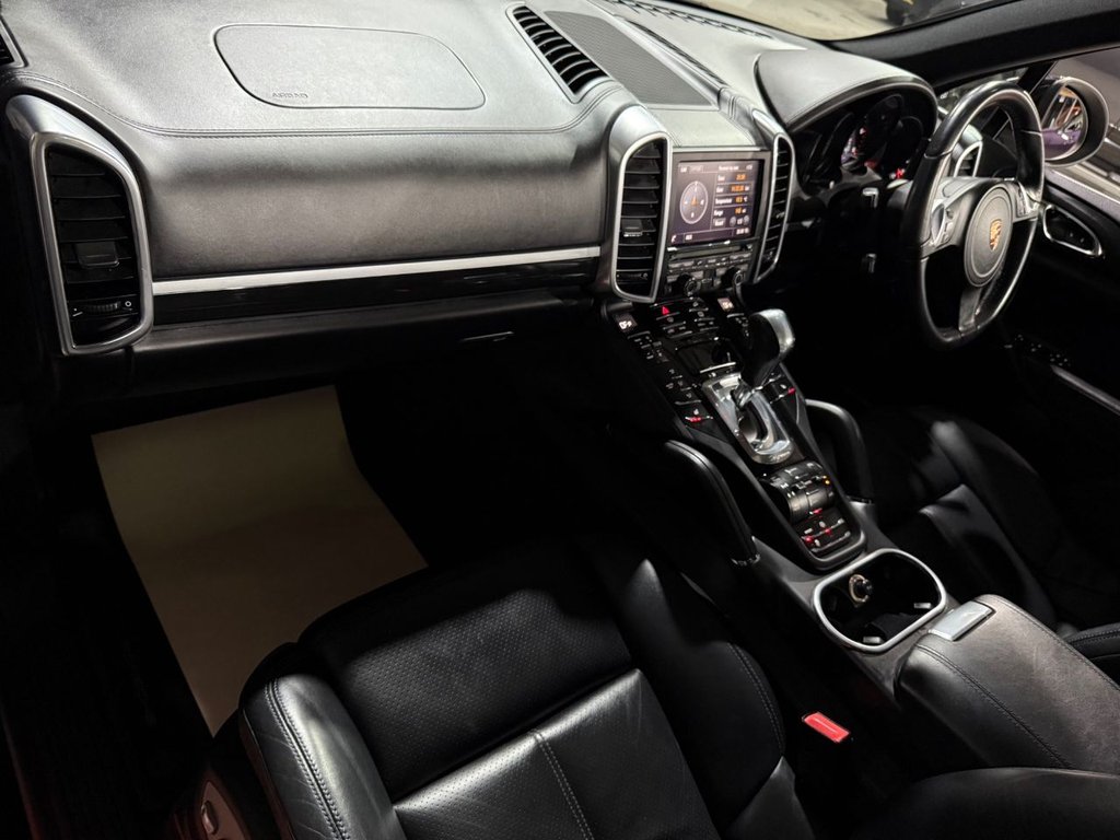 Used Porsche Cayenne 2013 for sale - 77952710: Photo 39