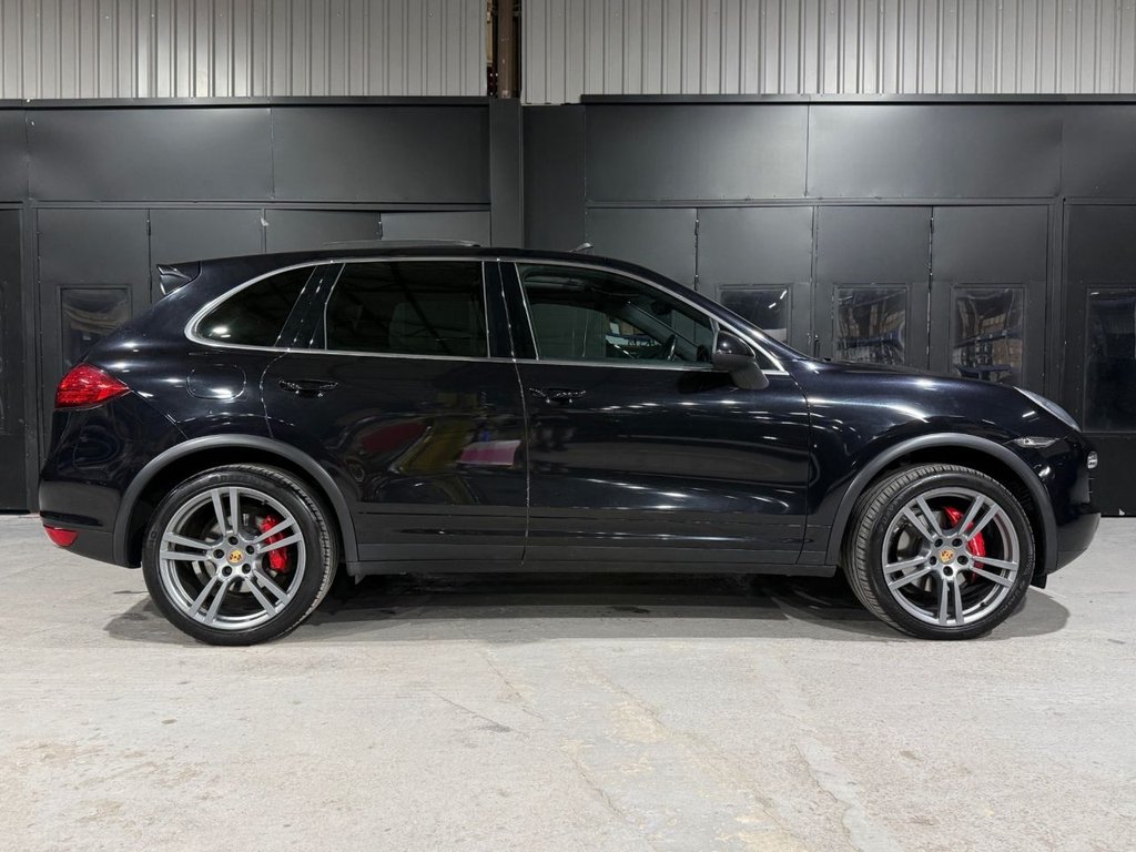 Used Porsche Cayenne 2013 for sale - 77952710: Photo 4