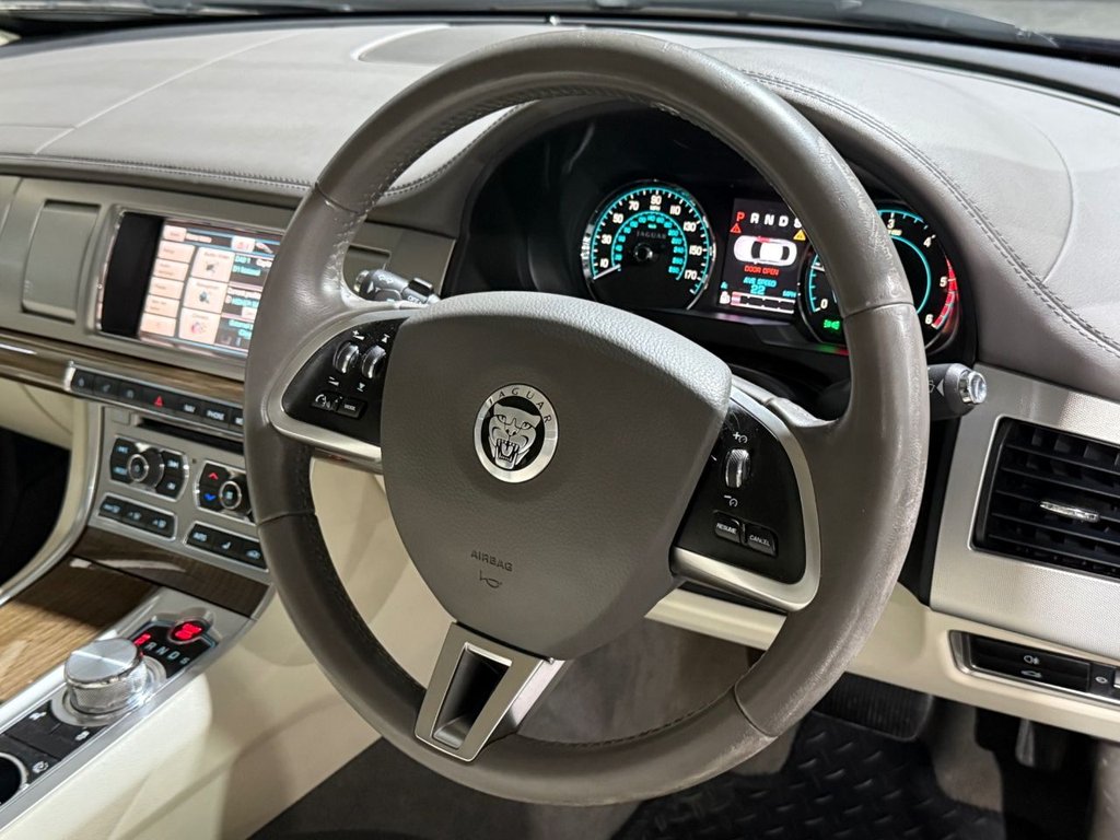 Used Jaguar XF 2013 for sale - 77227008: Photo 47
