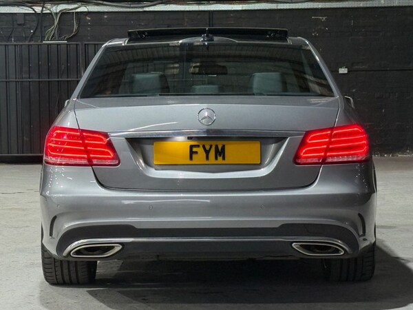Used Mercedes-Benz E-Class 2015 for sale - 76210597: Photo 5