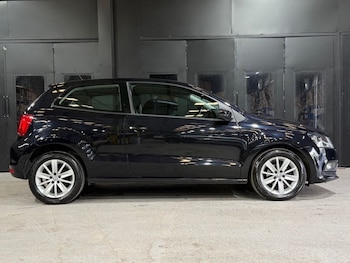 Used Volkswagen Polo 2015 for sale - 78868239: Photo