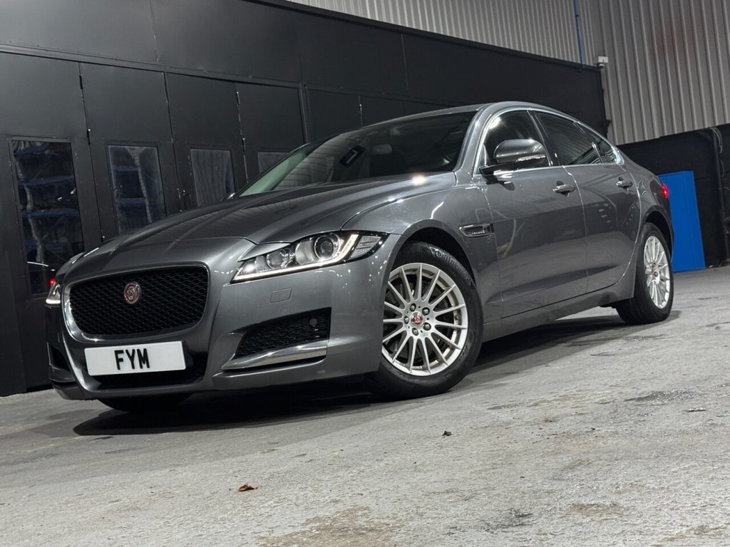 Used Jaguar XF 2017 for sale - 76327942: Photo 17