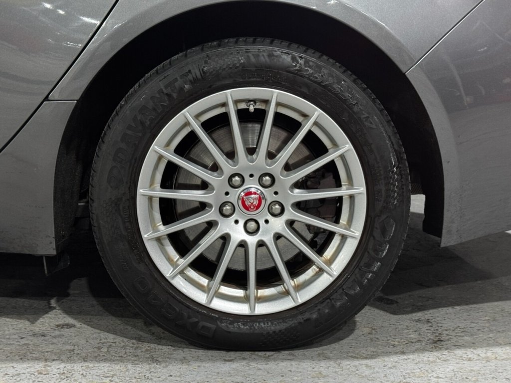 Used Jaguar XF 2017 for sale - 76327942: Photo 25