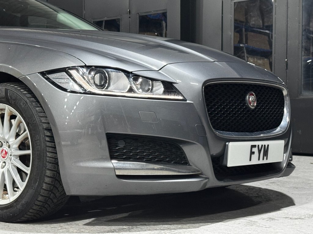 Used Jaguar XF 2017 for sale - 76327942: Photo 31