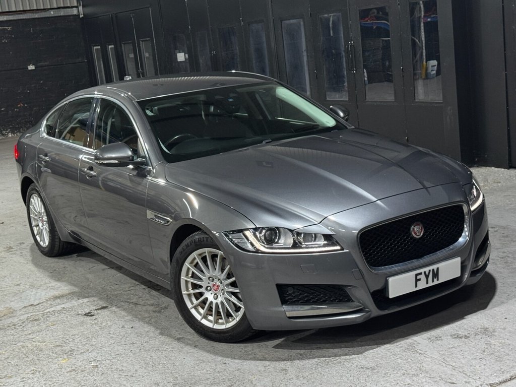 Used Jaguar XF 2017 for sale - 76327942: Photo 43