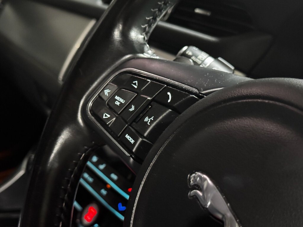 Used Jaguar XF 2017 for sale - 76327942: Photo 47