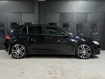 Used Volkswagen Golf 2015 for sale - 78819247: Photo